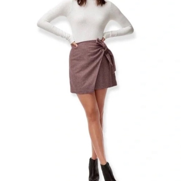 Aritzia Wilfred Dorine Wool Plaid Skirt - Picture 8 of 8